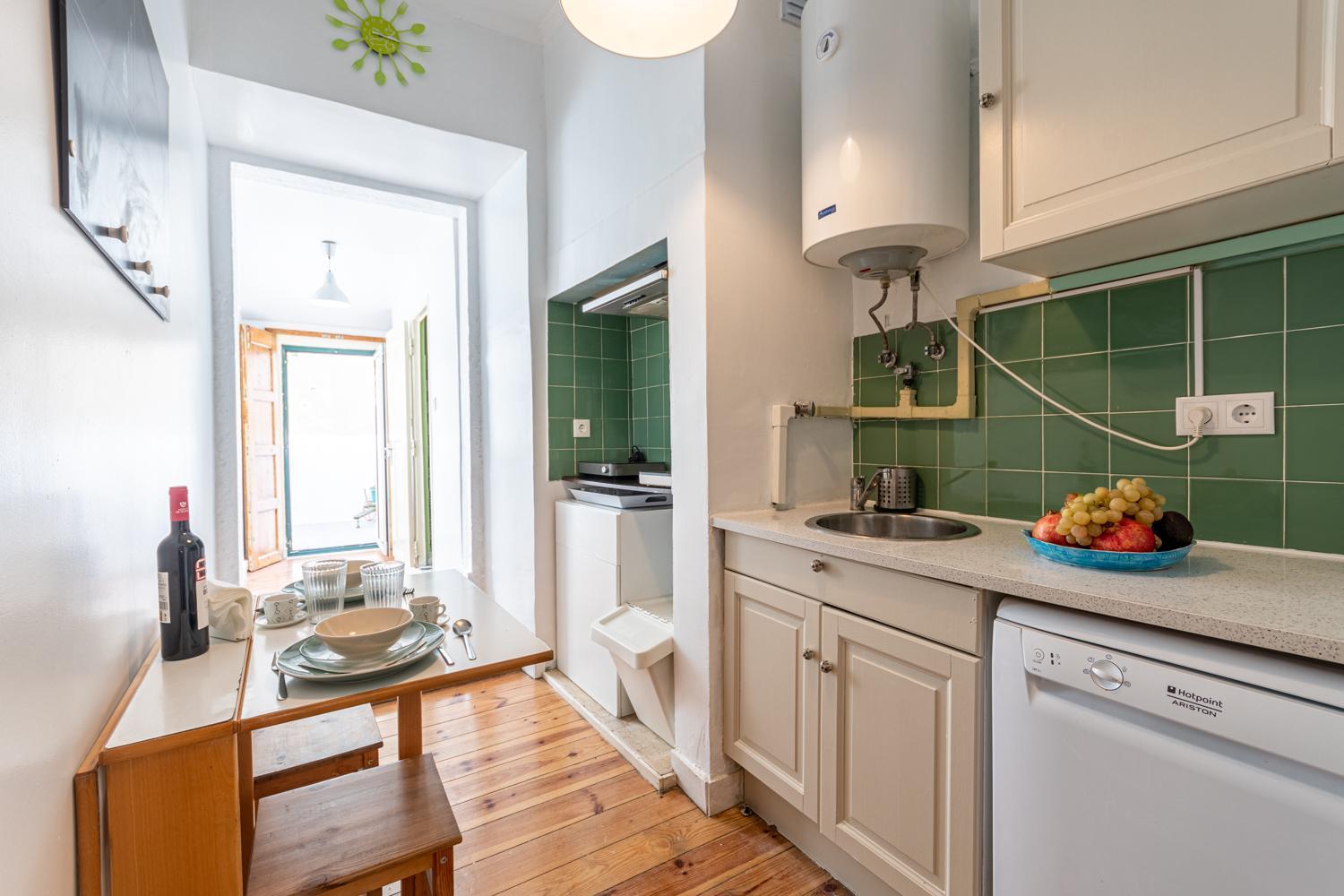Spacious Apartment With Terrace At Graca Lisboa Ngoại thất bức ảnh